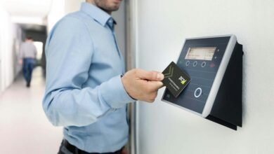 corporate tech support line